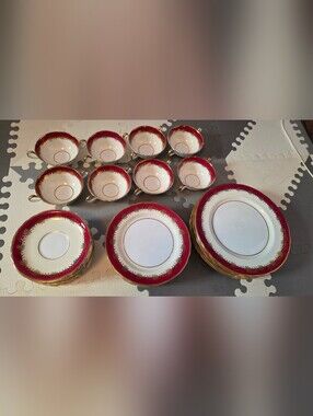 EXTREMELY RARE - Vintage Aynsley Fine Bone China -  Burgundy & Gold Set 37pcs.